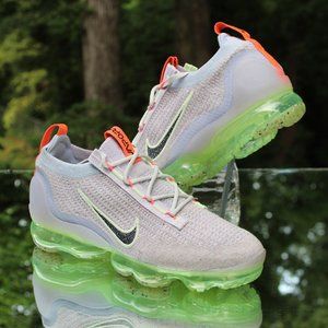 Nike Air VaporMax Flyknit 2021 Women’s Size 10